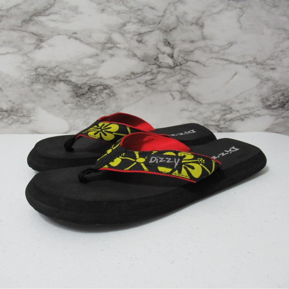Dizzy Floral Y2K Flip Flops Size 8